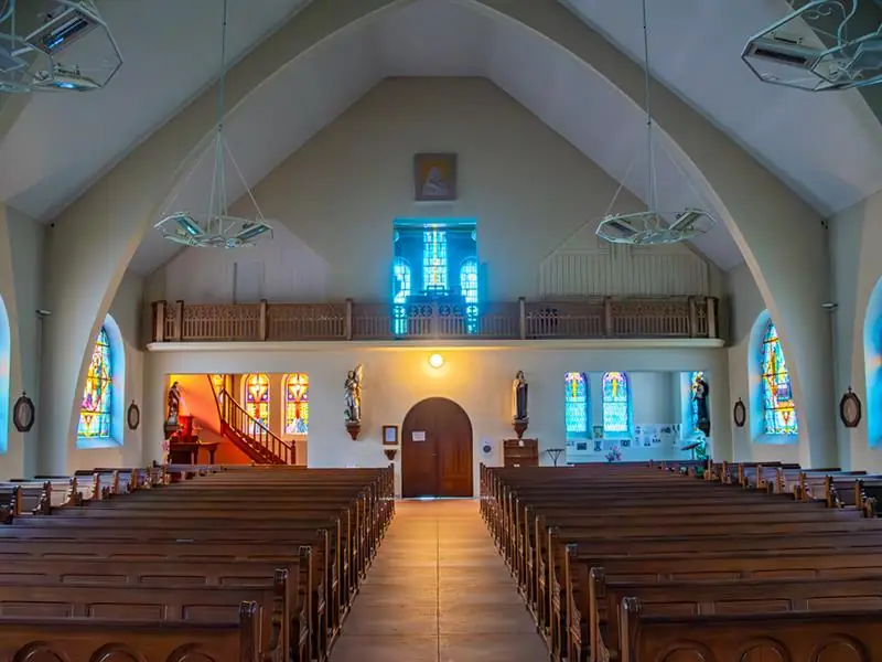 L'église Sainte-Bernadette