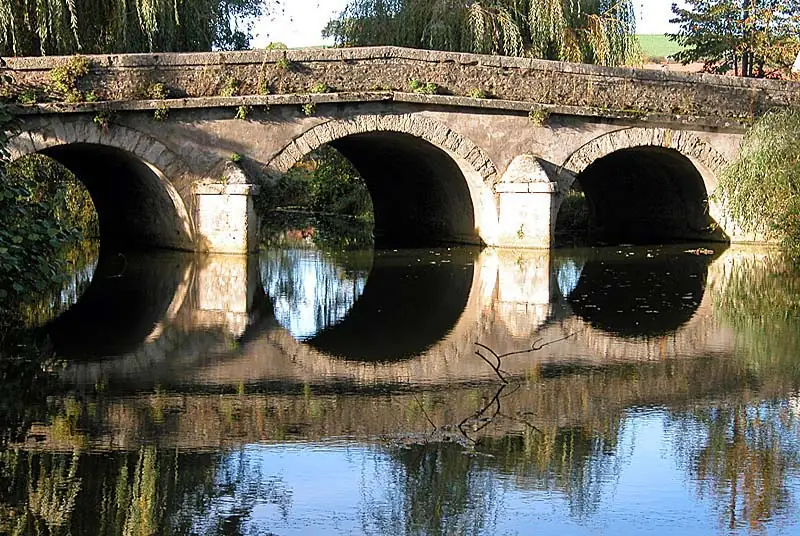 Pont XVIIIe siècle à Dommarien