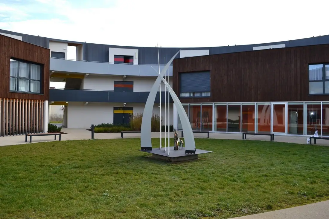 "Les portes de la connaissance, un vaisseau vers la Lumière"