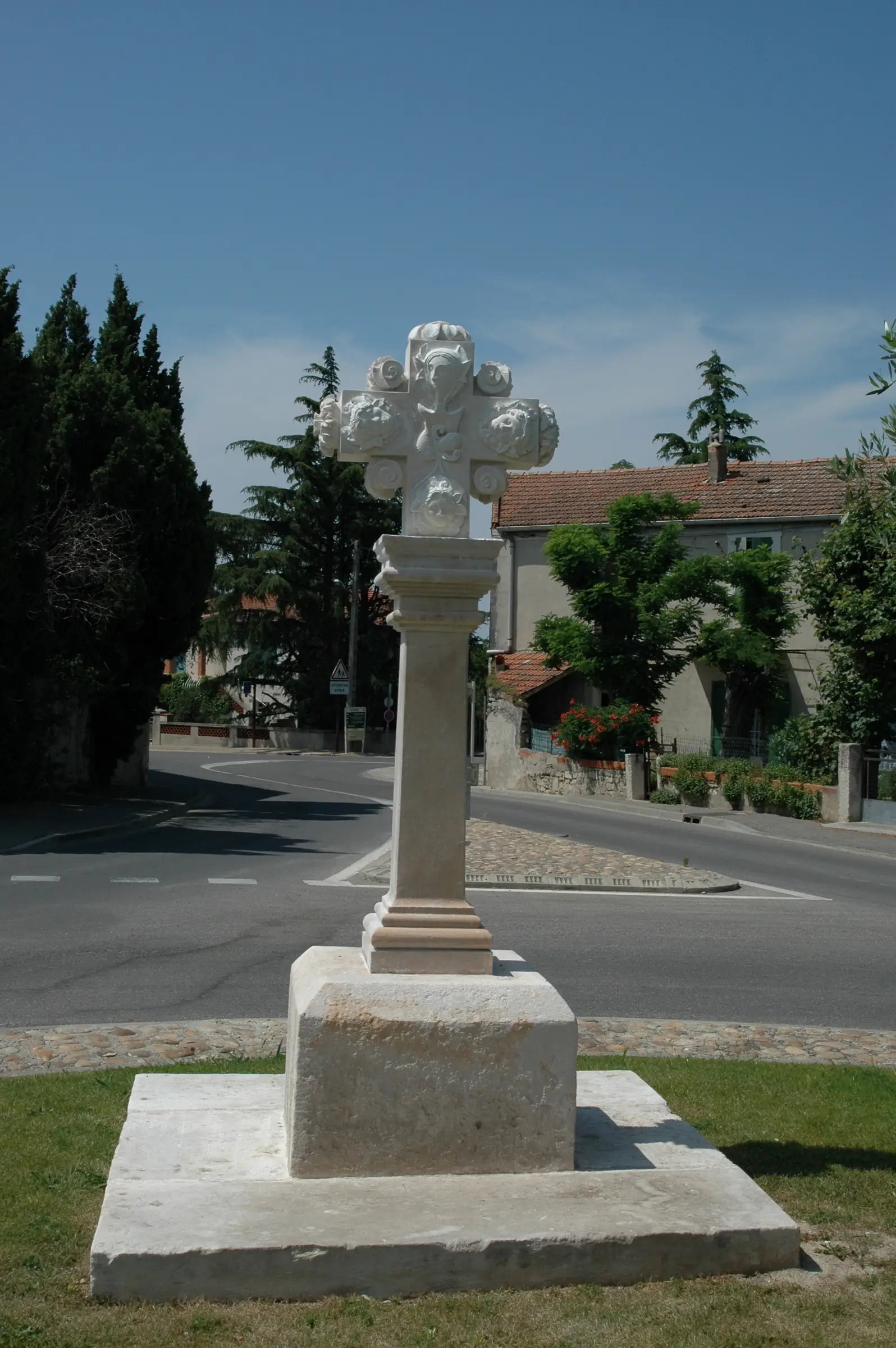 Croix Roumieu