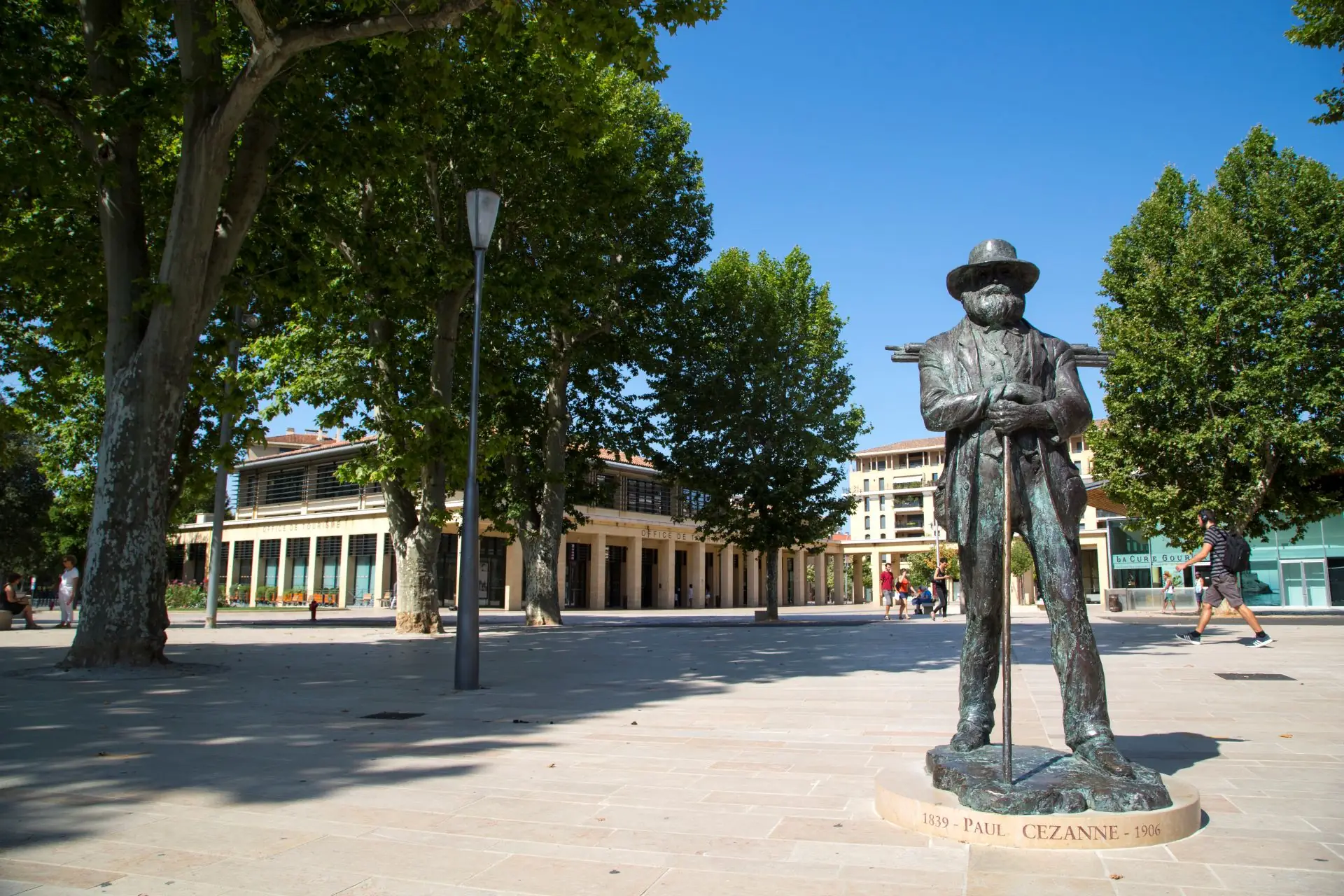 Statue de Cezanne
