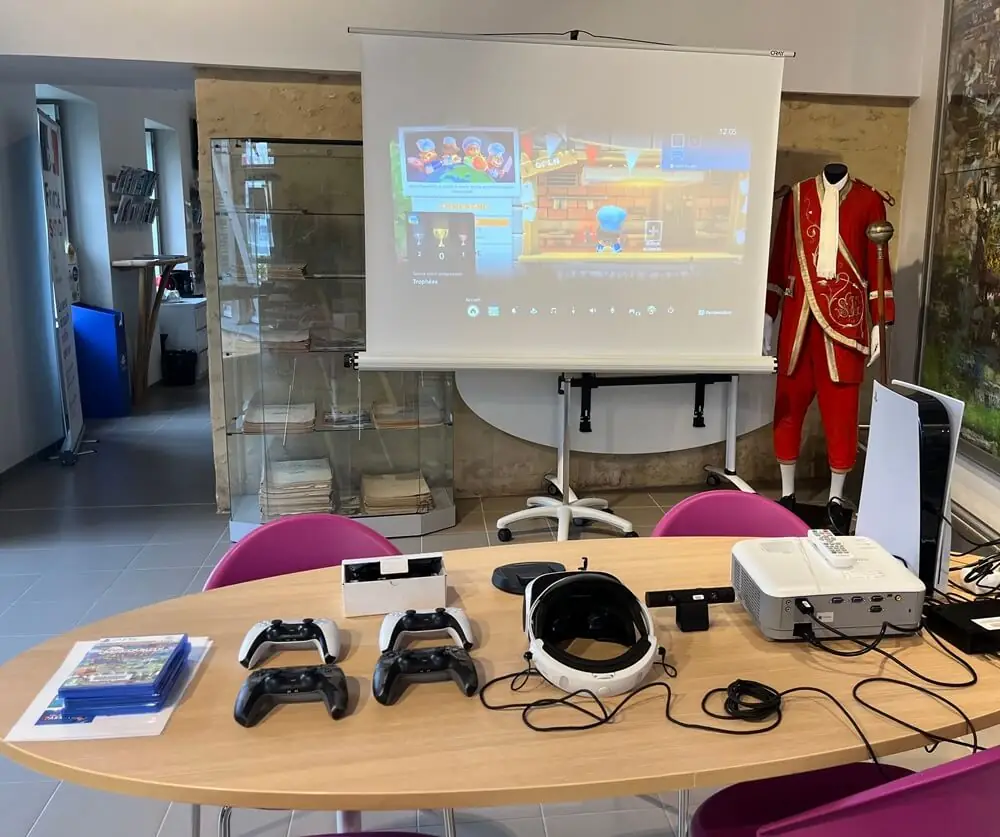 PS5 et son casque de réalité virtuelle
