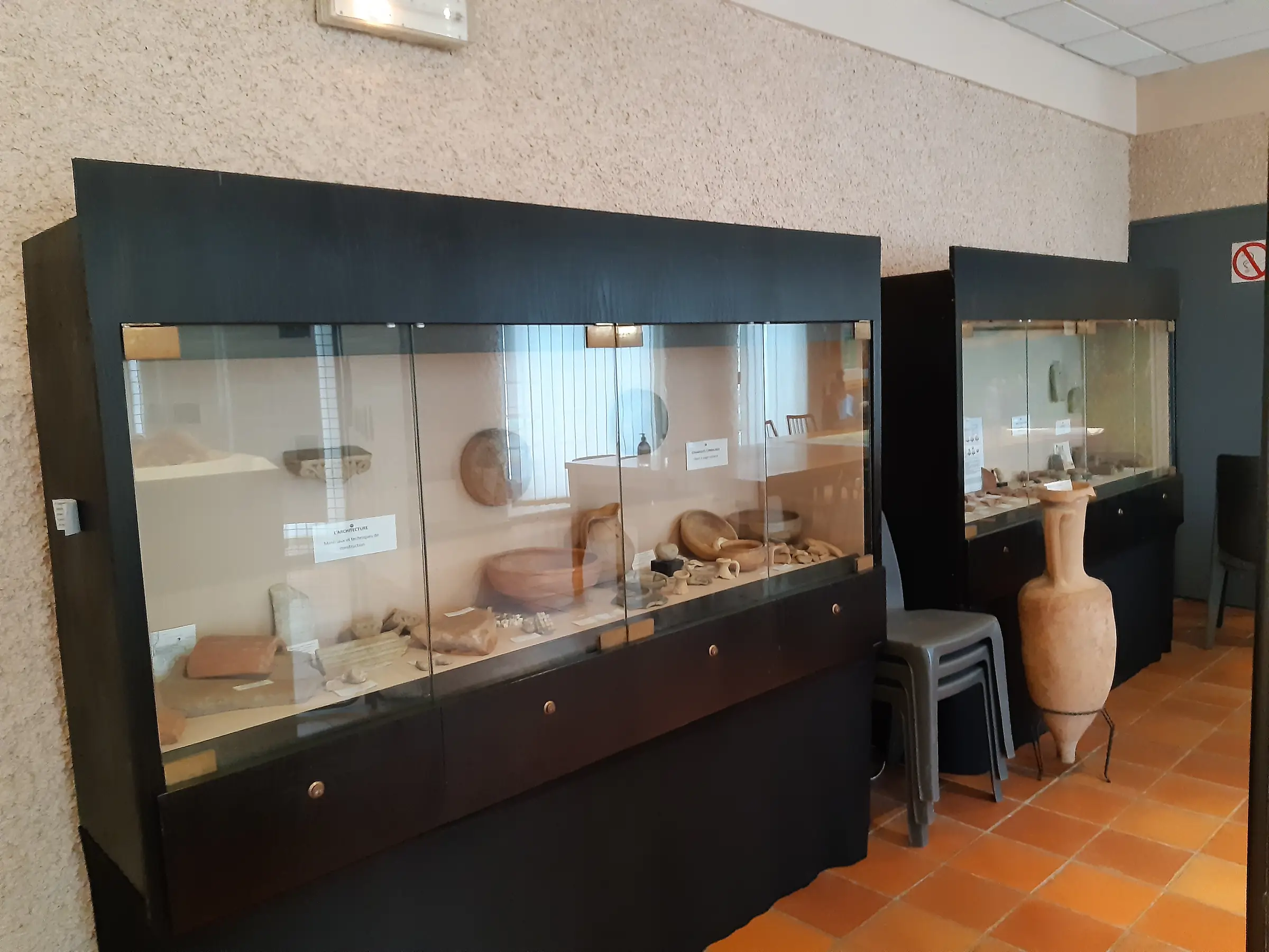 SALLE ARCHEOLOGIQUE A LA MAIRIE