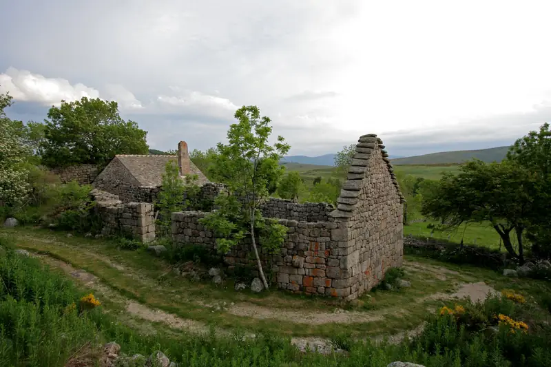 LE HAMEAU DE L'HÔPITAL