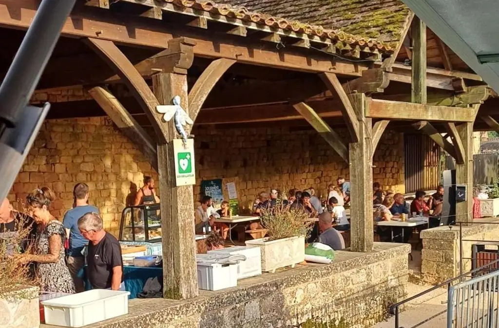 Marché gourmand nocturne Saint-Avit-Sénieur