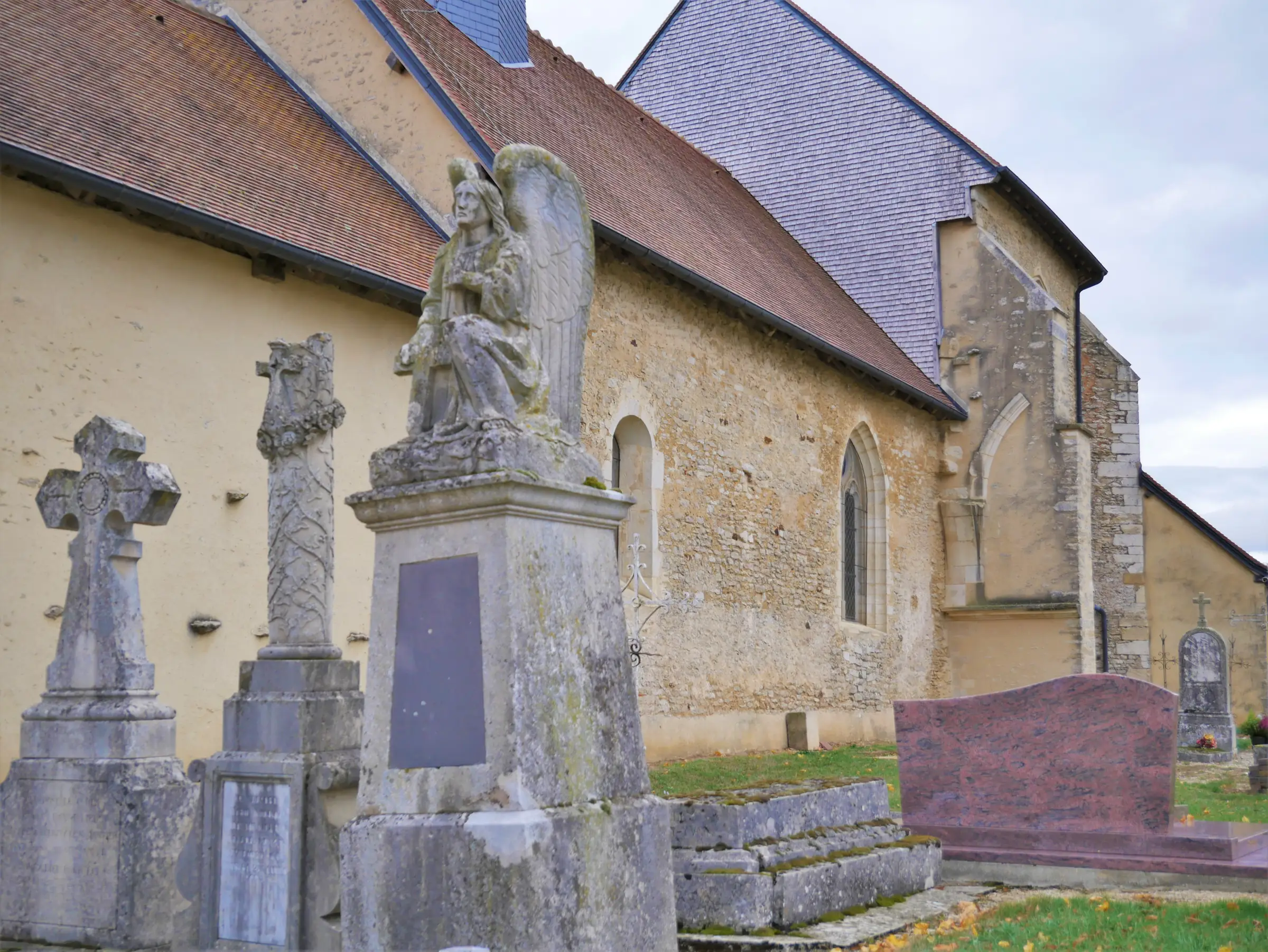 Eglise Saint-Laurent de Fuligny