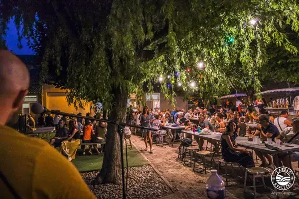 Marché nocturne