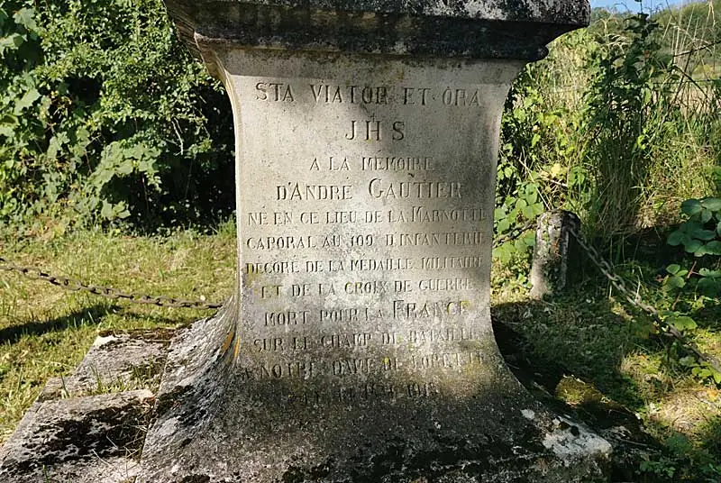 Croix du souvenir de Balesmes-sur-Marne