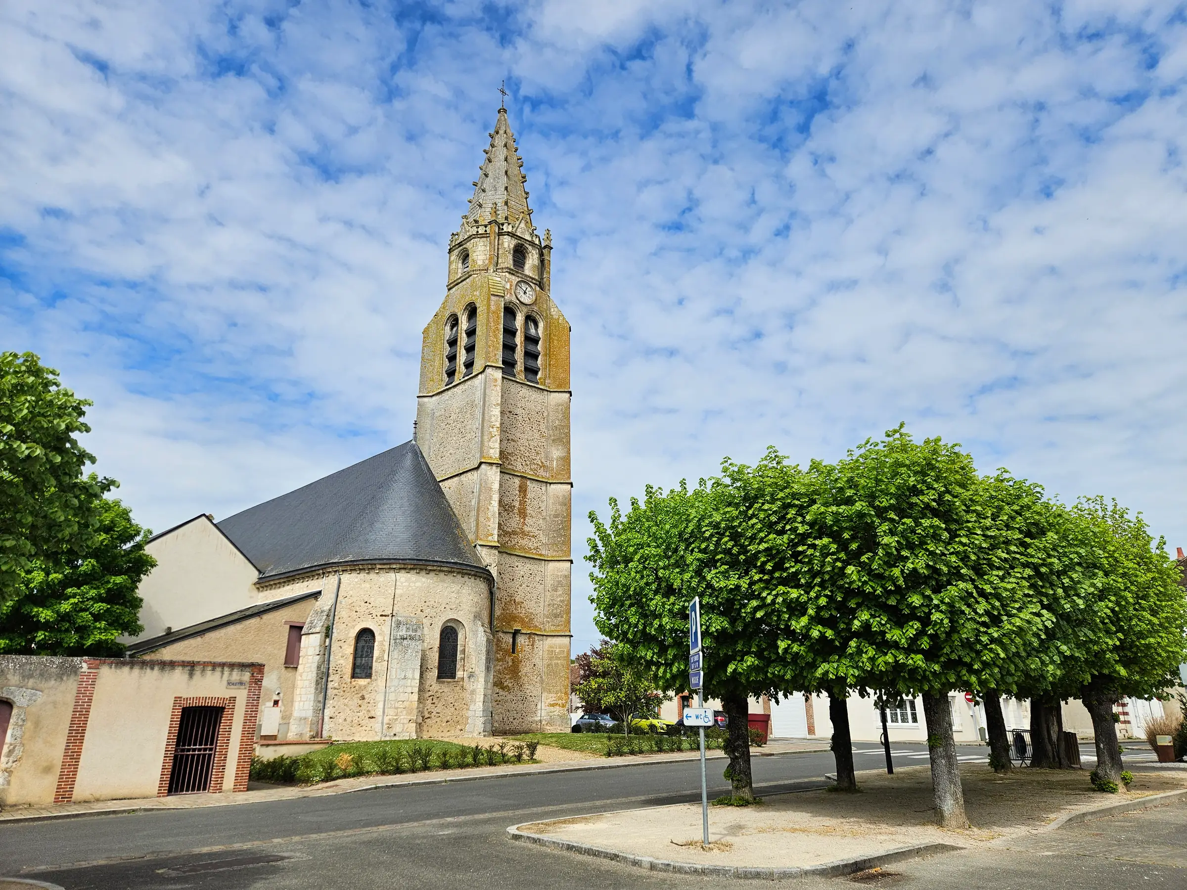 Eglise Saint-Georges de Cloyes-sur-le-Loir