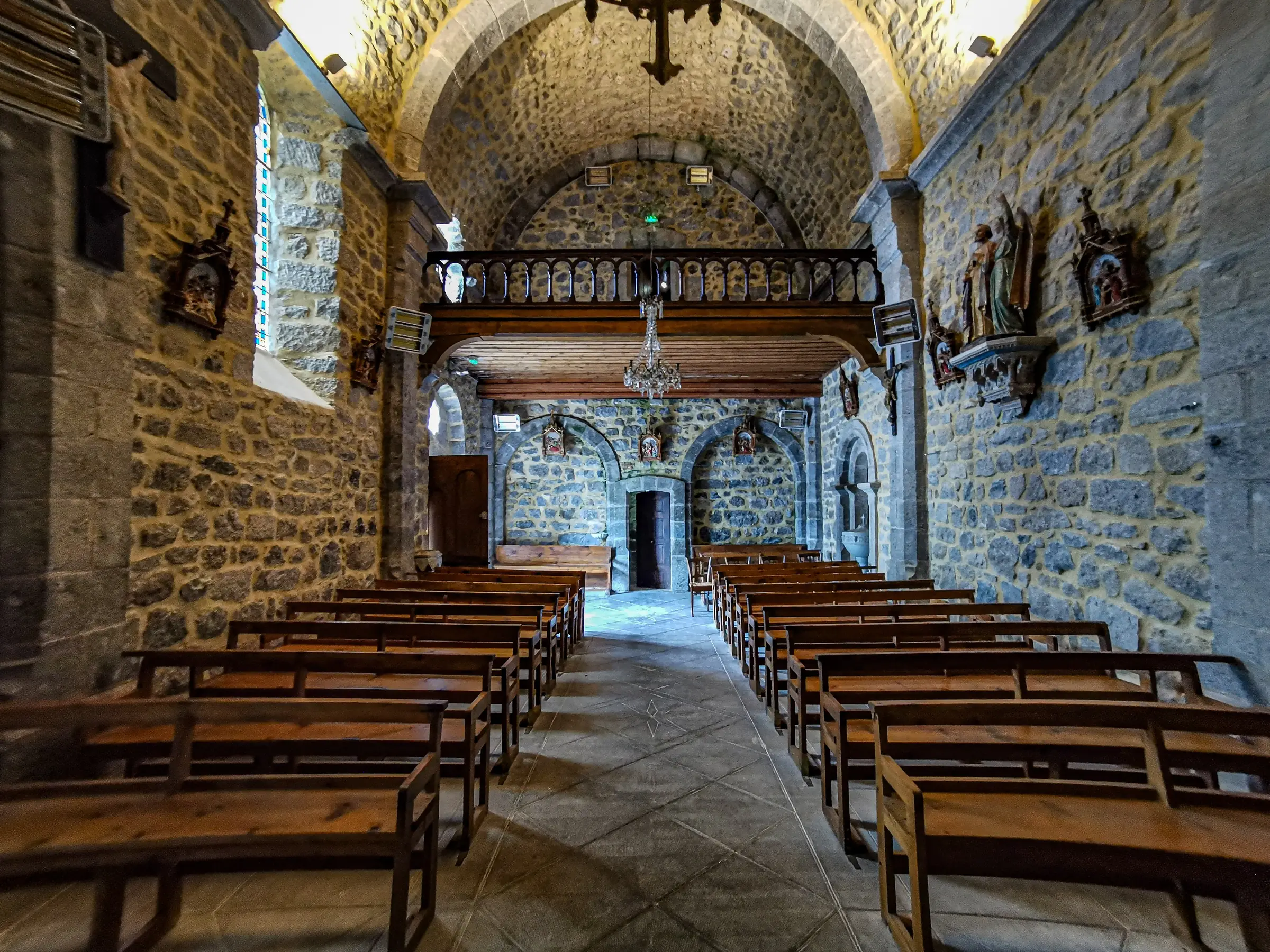ÉGLISE SAINTE-CROIX-ET-SAINT-PIERRE