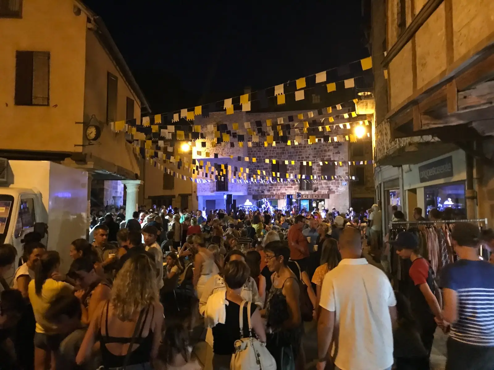 MARCHÉ NOCTURNE DE LA CANOURGUE