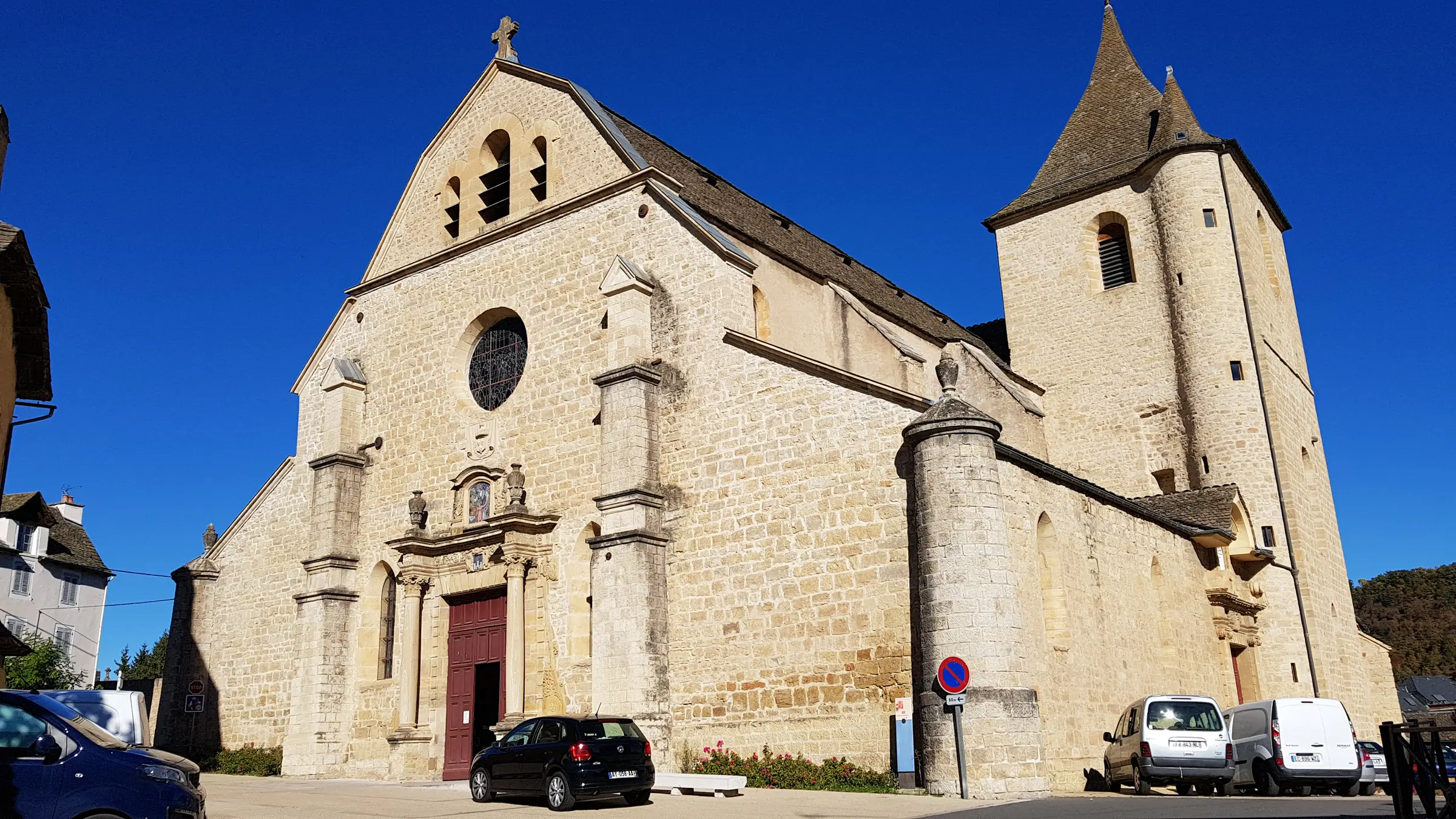 COLLÉGIALE NOTRE-DAME DE LA CARCE