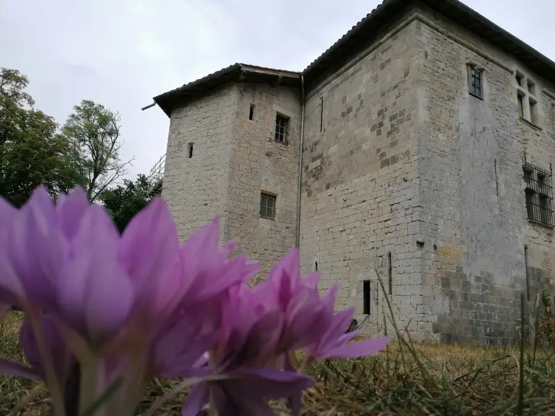 Prieuré de Lagrange