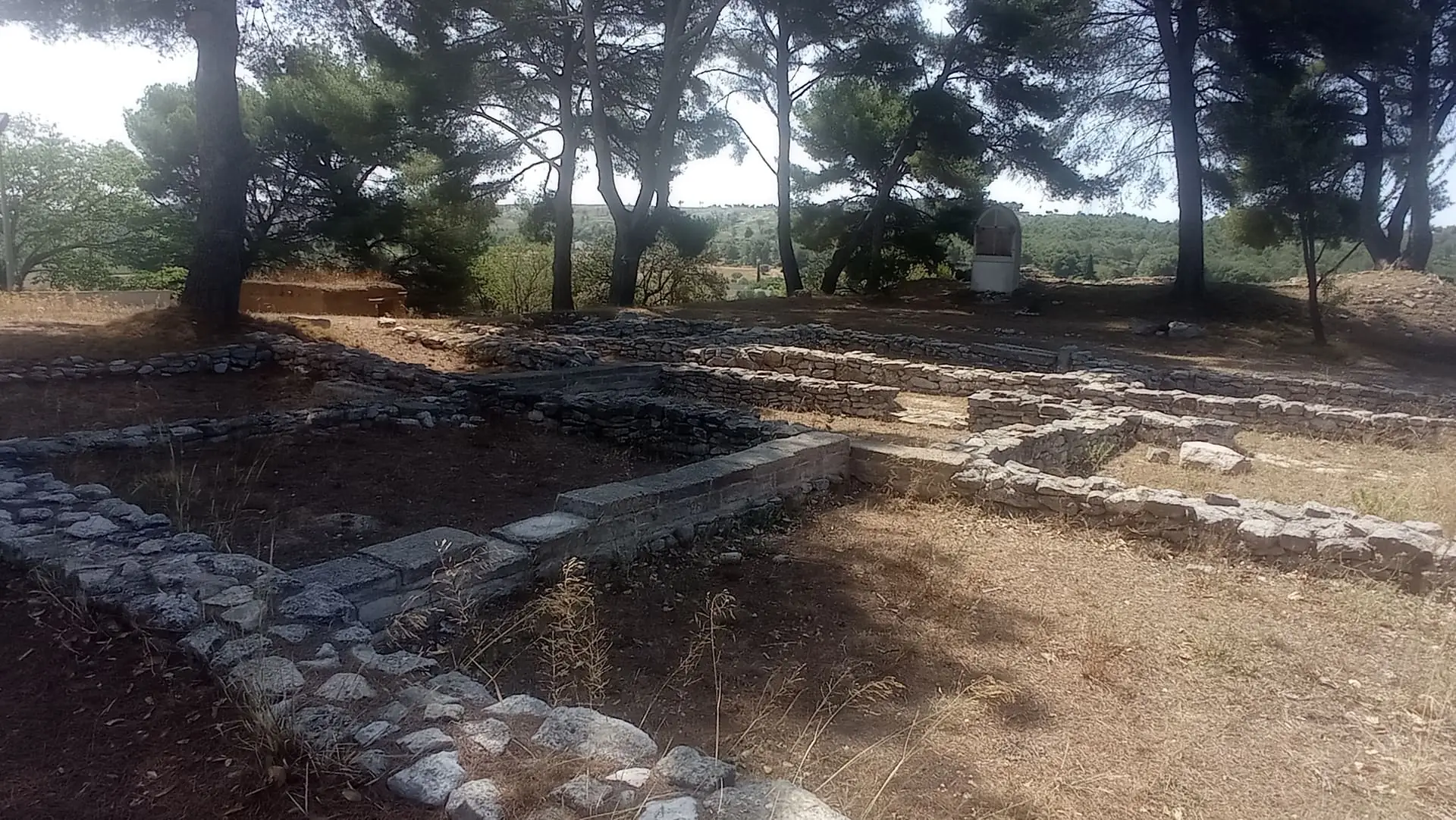 Église et oppidum de St Pierre les Martigues
