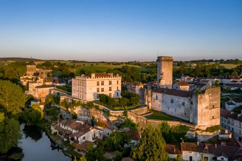 Reconstitution de l'attaque du château de Bourdeilles