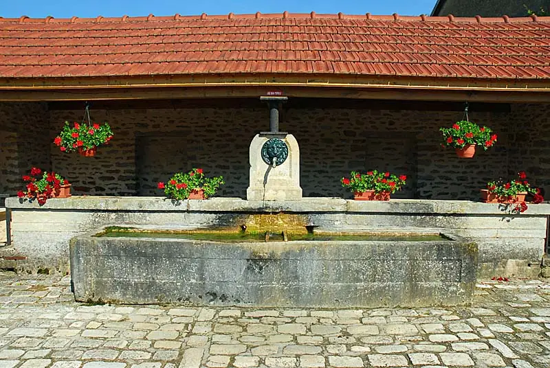 Lavoir d'Orbigny-au-Val