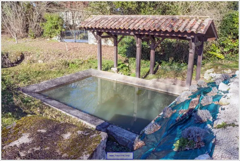 Lavoir Petit Montet