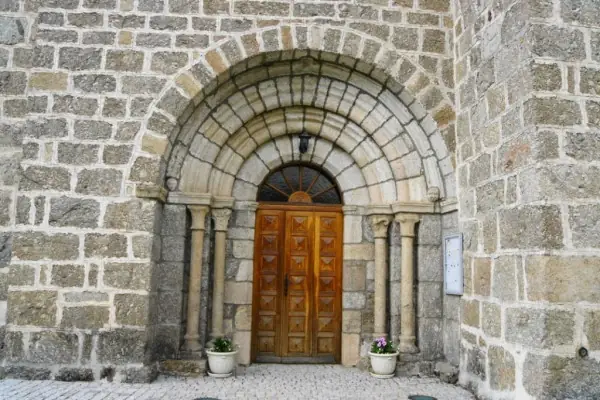 EGLISE SAINT-PRIVAT