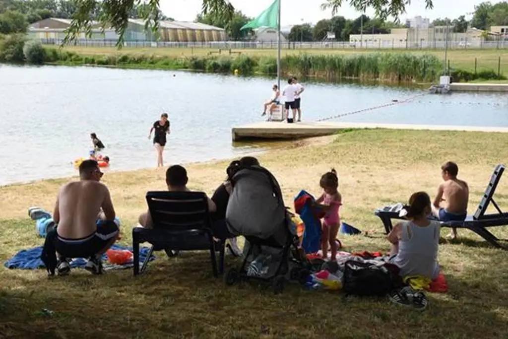 Baignade du lac de Sedan