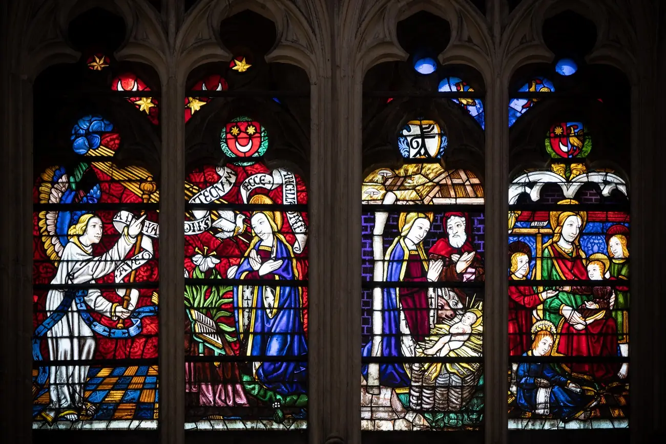 Flânerie - Les chefs d'œuvre du vitrail (Cathédrale St-Pierre et St-Paul &amp; Basilique Saint-Urbain)