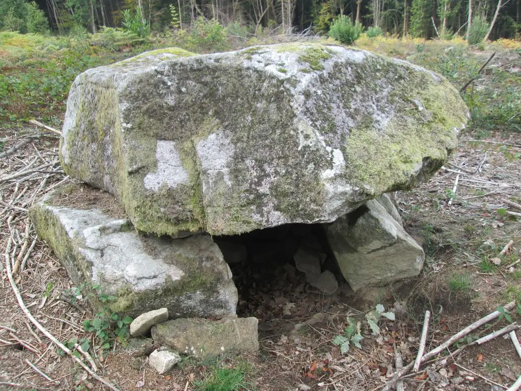 Dolmen du Four des Fades de Mourioux
