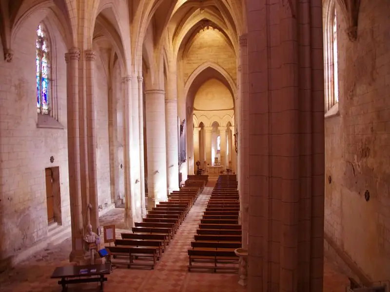 Abbatiale Notre-Dame de Guîtres
