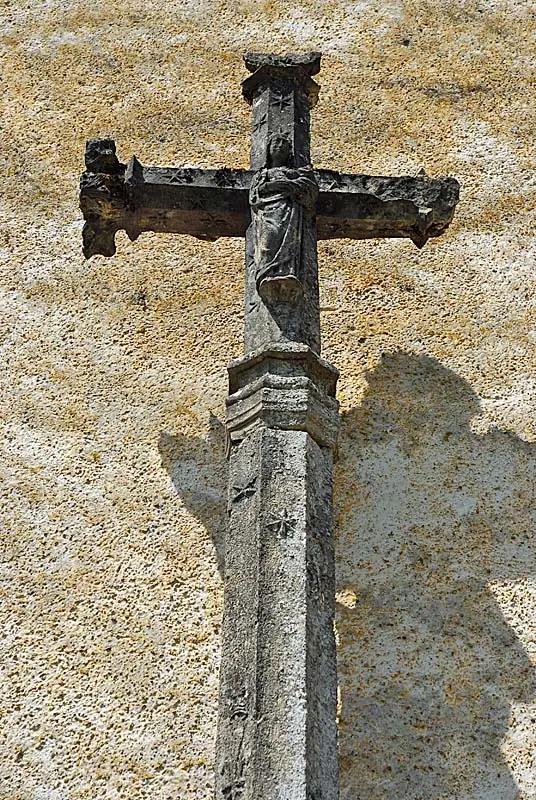 Croix XVe siècle de Vivey