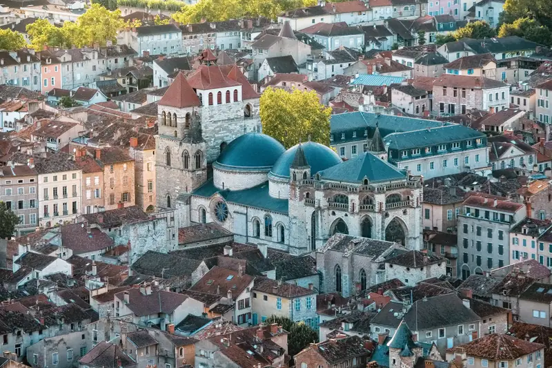 Cathédrale Saint-Étienne et son cloître