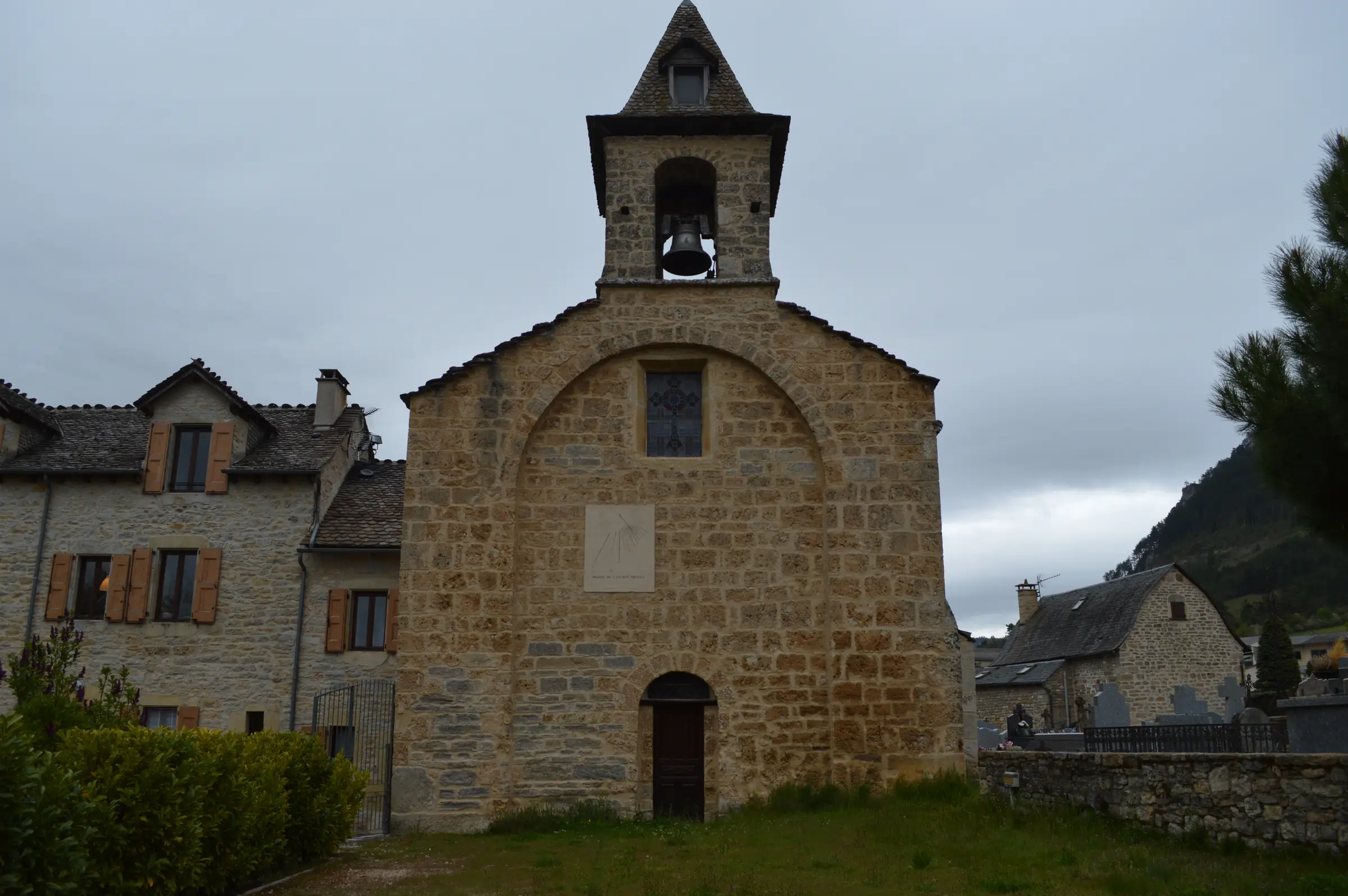 EGLISE SAINT-HIPPOLYTE