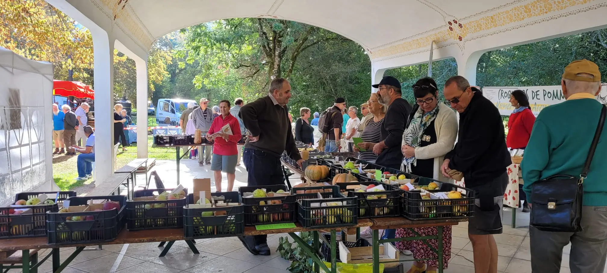 Fête de la Pomme à la Source Salmière