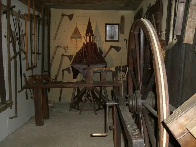 ATELIER MUSEE DU HUCHIER