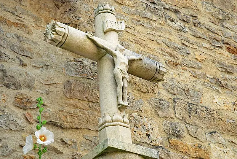 Croix votive d'Aubigny