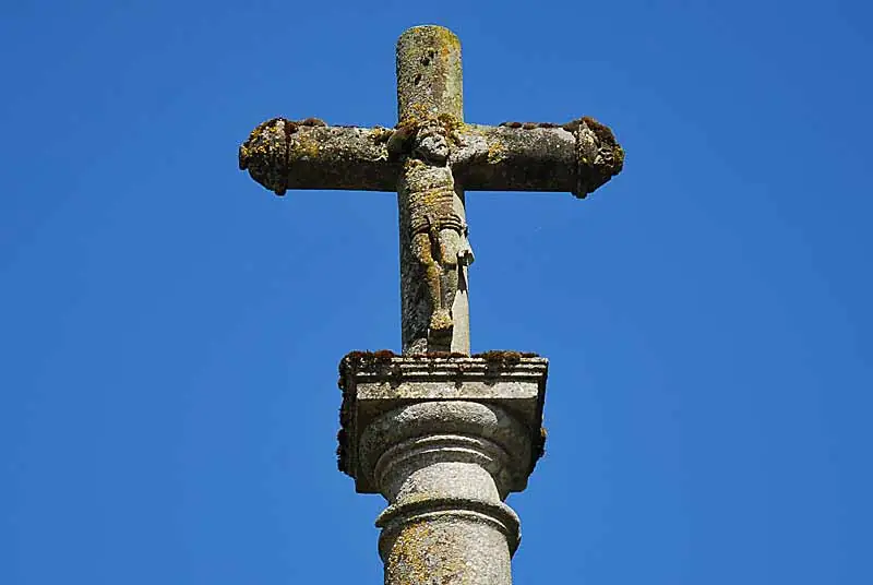 Croix de Montigny-le-Roi