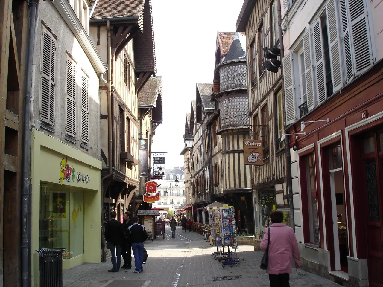 Rue Champeaux