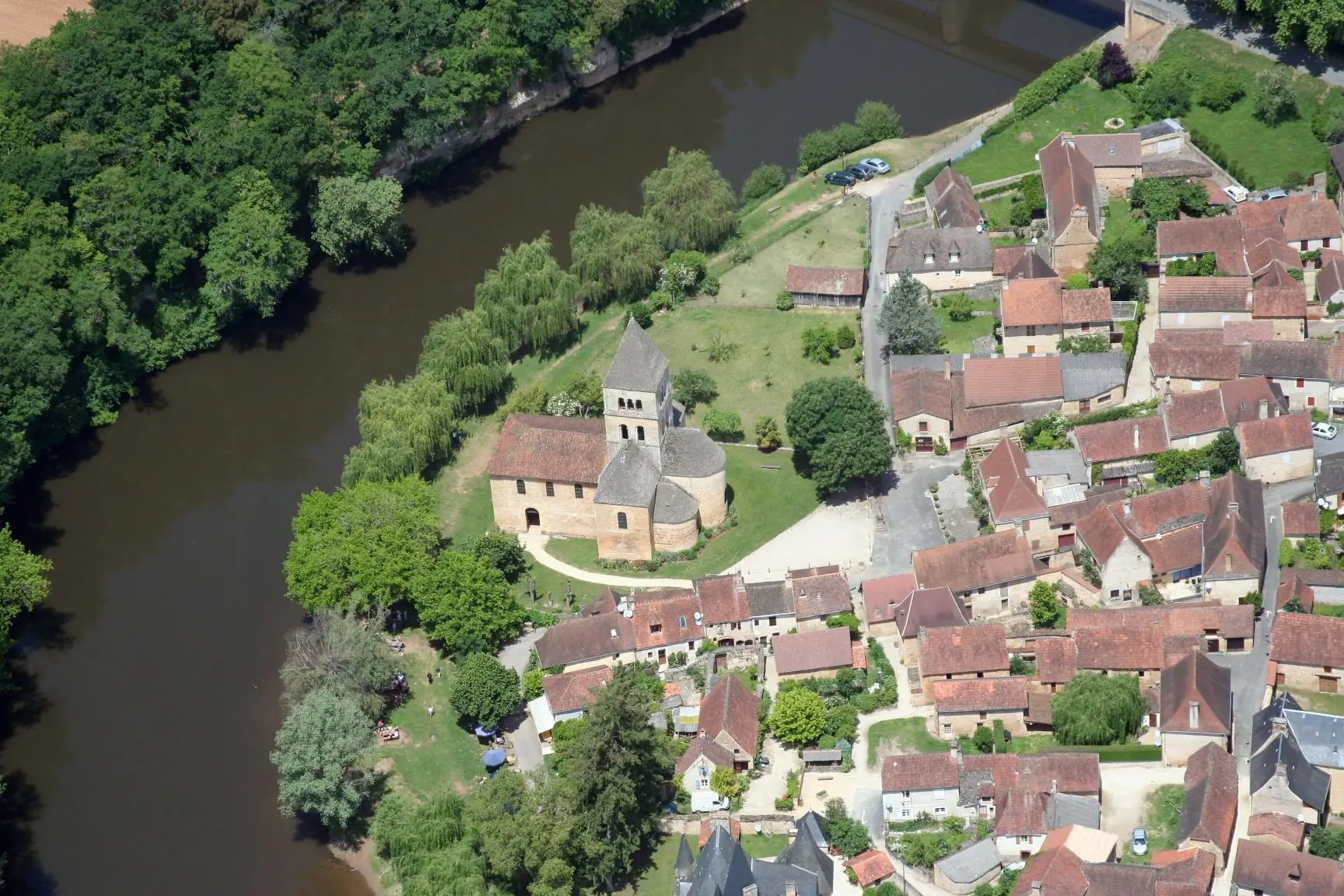 Visite audio-guidée de Saint-Léon sur Vézère