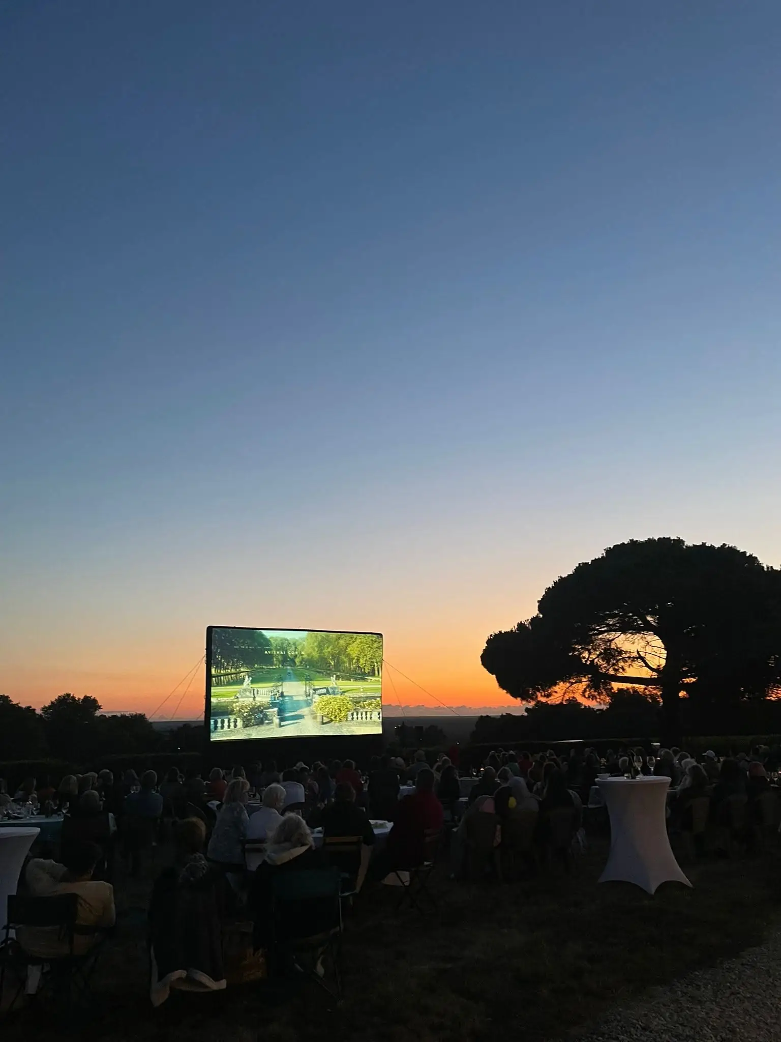 Cinéma Plein Air au Château Carsin