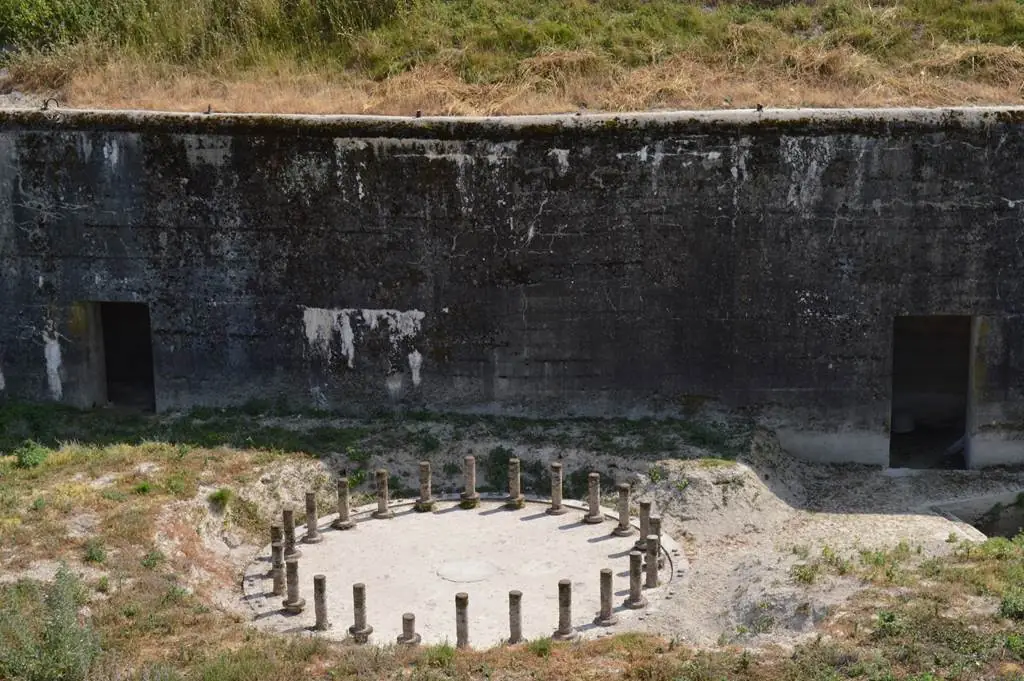Site des vestiges du canon de marine allemand