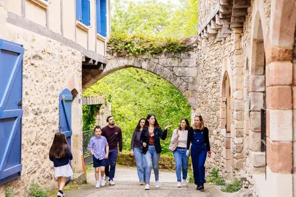 Najac en visite guidée groupe