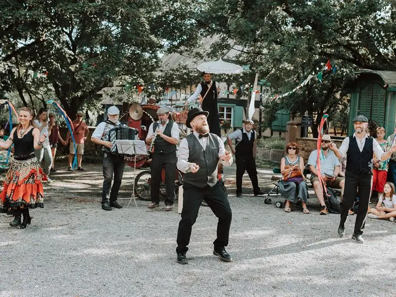 La fête au village