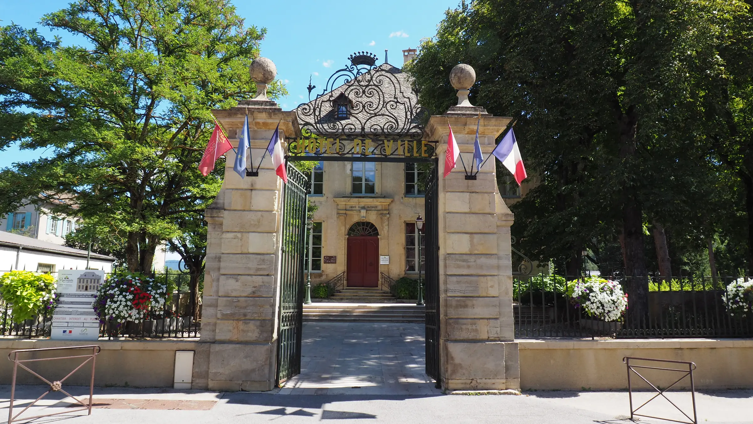 HÔTEL DE VILLE DE MARVEJOLS