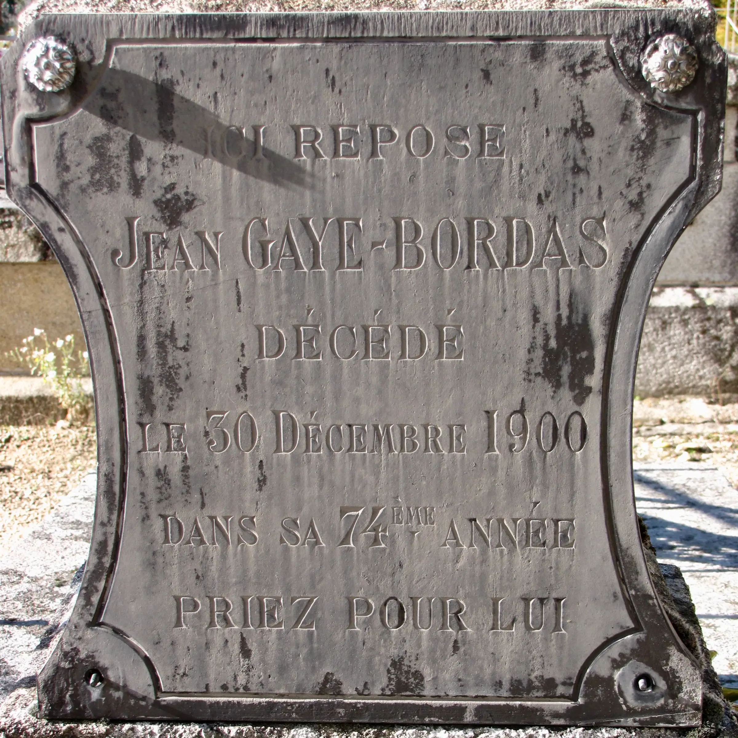 E. Tombe de Jean Gaye Bordas