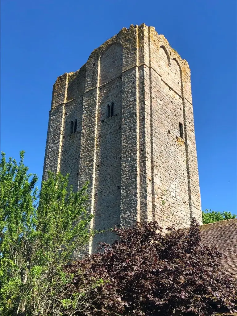 La Tour Médiévale de Château-Chervix