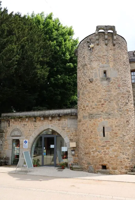Neuvic, ville d'éducation, de culture et de loisirs
