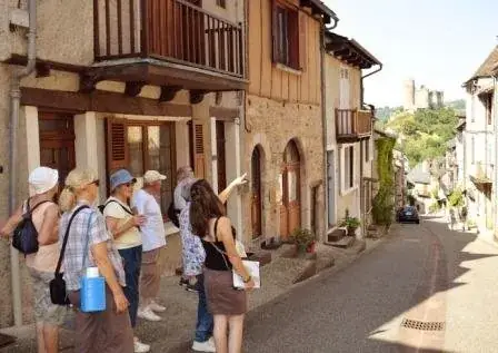 Najac en visite guidée groupe