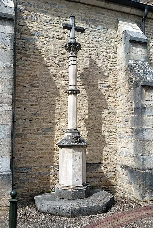 Eglise Notre-Dame-de-l'Immaculée-Concèption de Vaux-sous-Aubigny