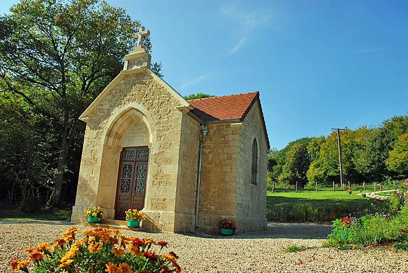 Chapelle Saint-Pierre-Saint-Paul de Dampierre