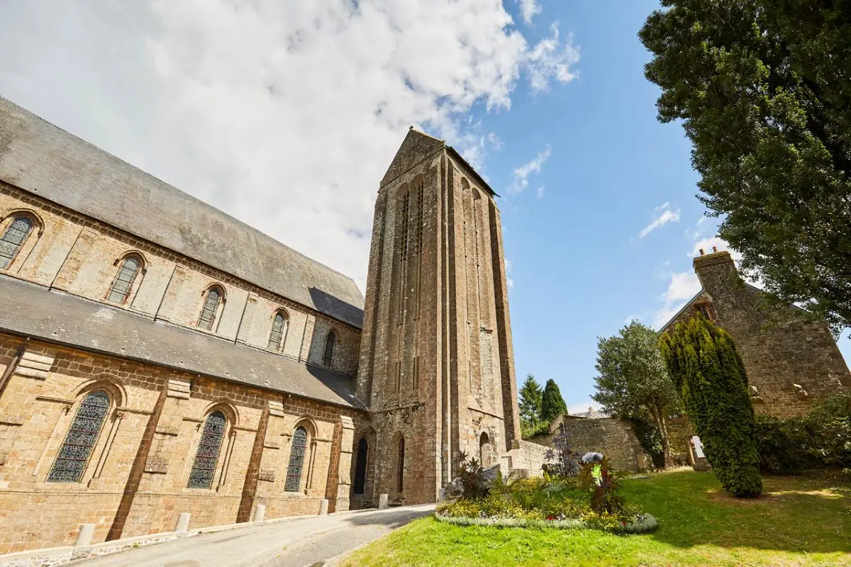 La Collégiale Saint-Evroult