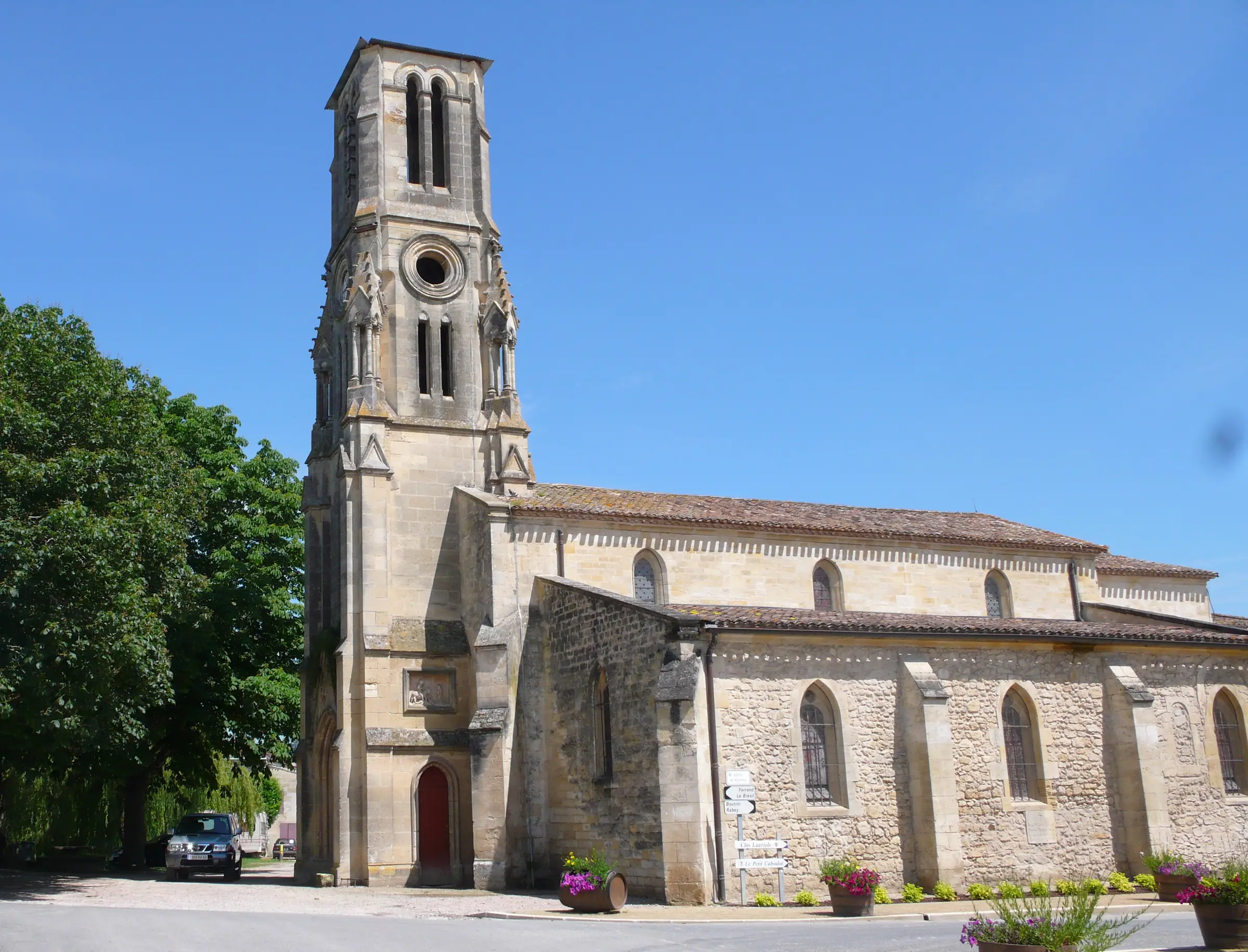 Eglise Saint-Georges d'Isle-Saint-Georges