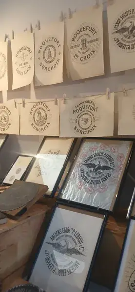 Exposition : « Signé Roquefort Marques et étiquettes d’un fromage d’exception »