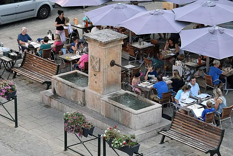 Fontaine du Théâtre